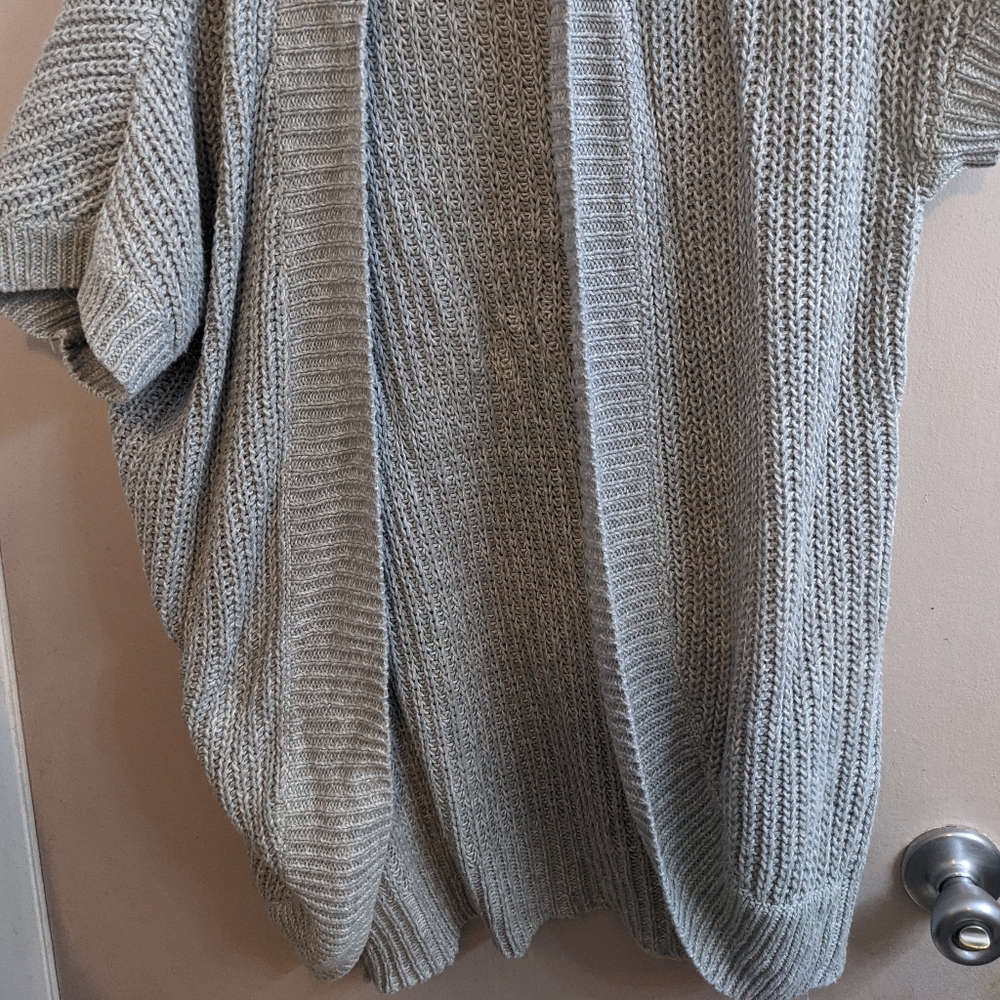 Gray maternity short sleeve cardigan